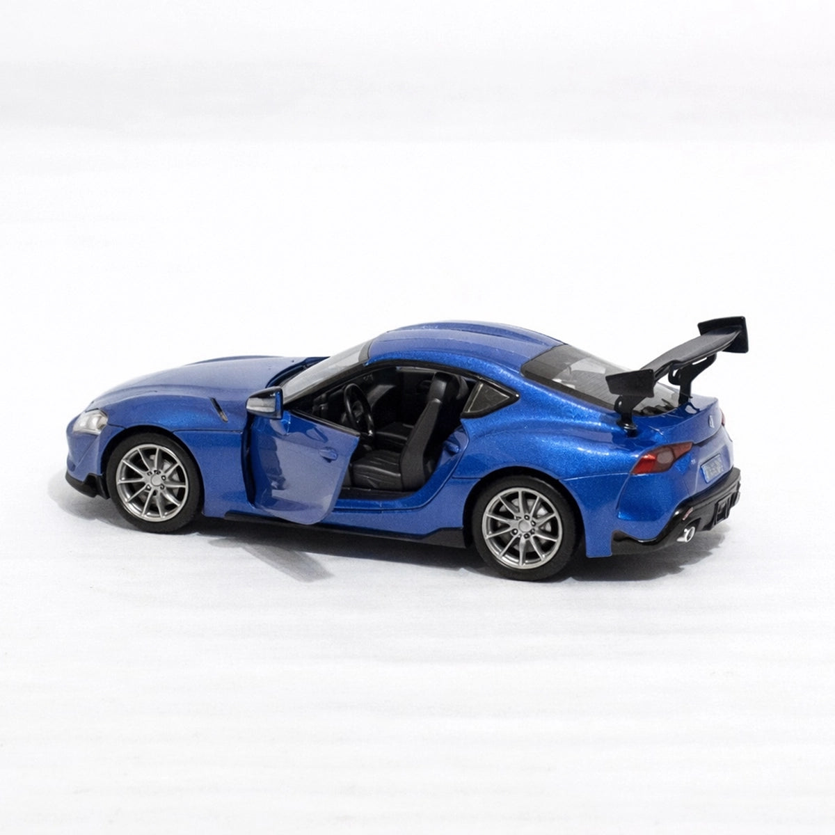 Die-Cast Zinc Alloy